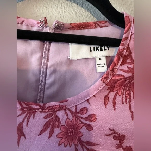 River Dress in Sheer Lilac
LIKELY
Color: Sheer Lilac - Picture 4 of 4